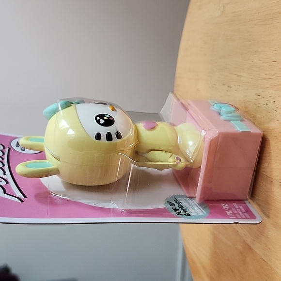 BNIP Funko x Sanrio Hello Kitty as Easter Bunny Popsies - Picture 5 of 7